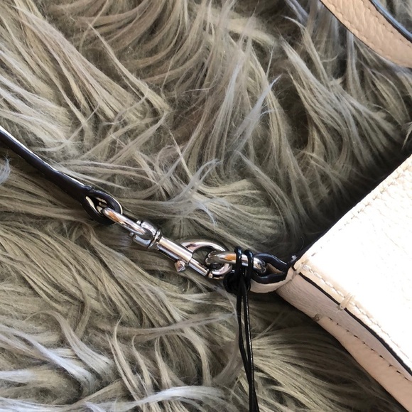 Rebecca Minkoff Regan Feed White Crossbody Handbag - Picture 6 of 8